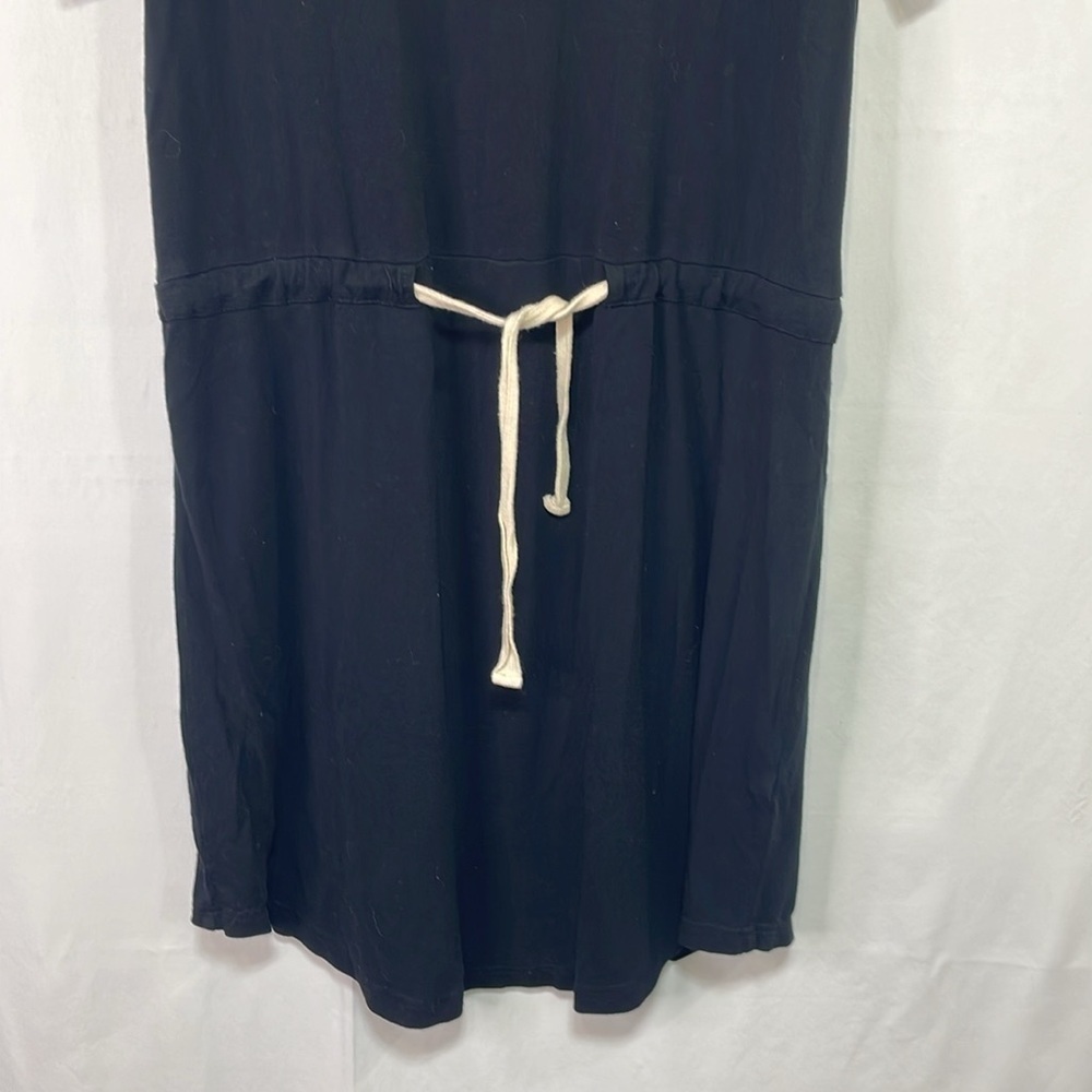 🪥 J.Crew, black, thin knit, short sleeve dress - Picture 3 of 5
